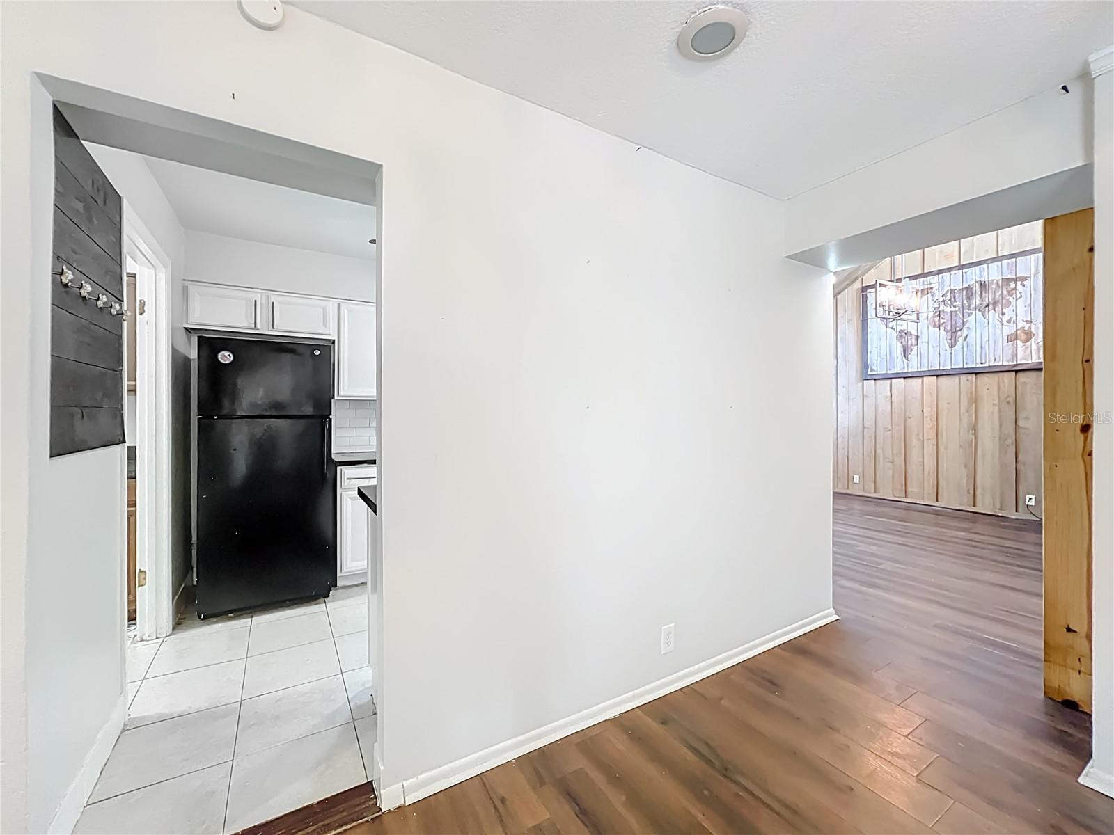 CROWN OAKS 1ST ADD - Residential Lease