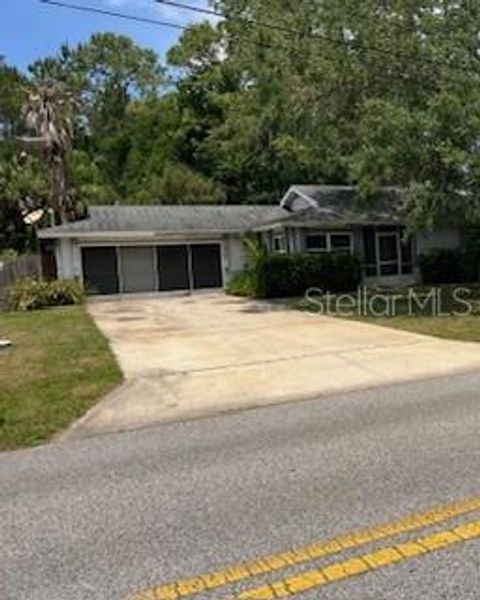 39 BIRD OF PARADISE DRIVE PALM COAST FL 32137