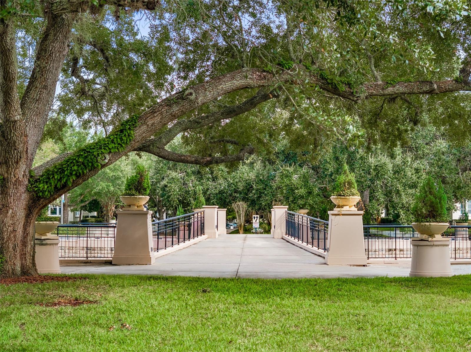 BALDWIN PARK - Residential