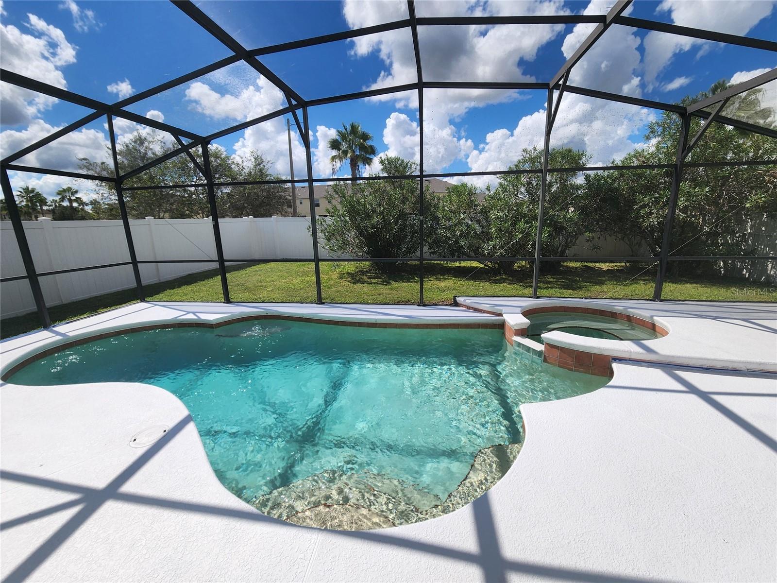 FOR RENT – 3BR/2BA Single Family Home with Private Pool!
Why settle for condo living when you can enjoy the privacy of a single-family home?
*3 Bedrooms | 2 Bathrooms
*Private Pool & Fenced Backyard
*2-Car Garage
*Updated Stainless Steel Appliances
*Eat-In Kitchen
*Close to SunRail Station for an easy commute
Perfectly located with convenient access to shopping, dining, and major highways.
Don’t miss the chance to call this beautiful pool home yours!