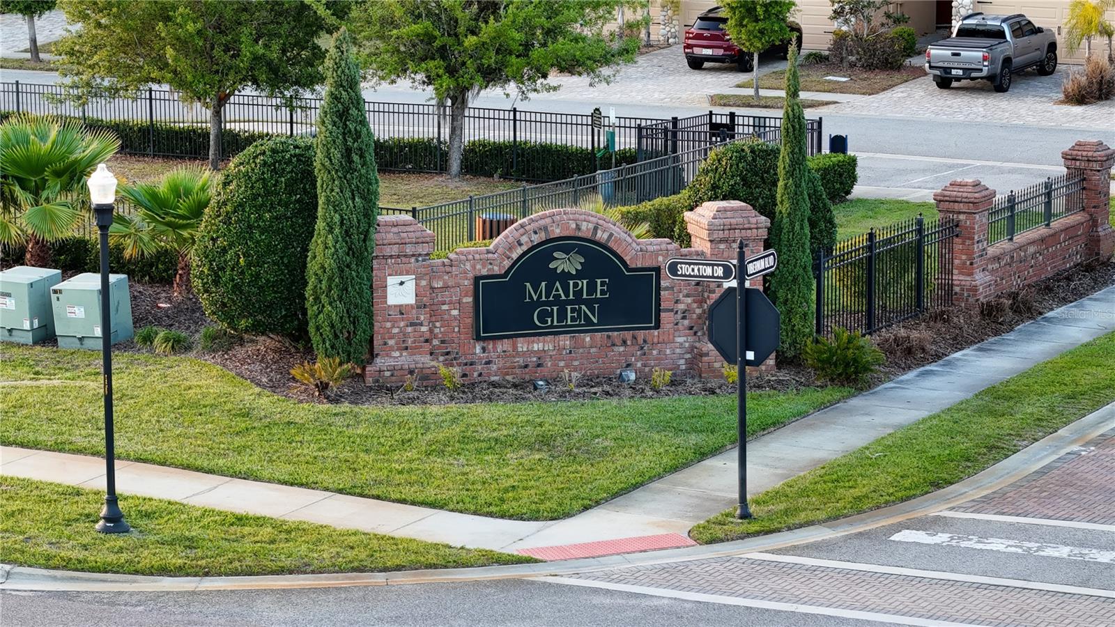 MAPLE GLEN/7 OAKS - Residential