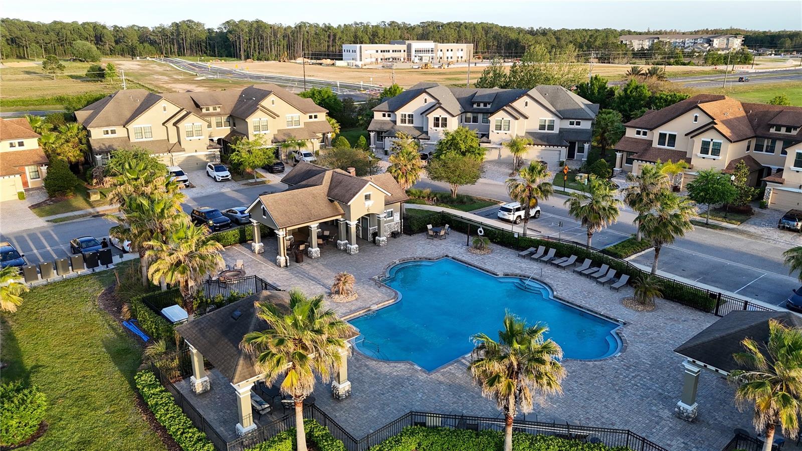 MAPLE GLEN/7 OAKS - Residential