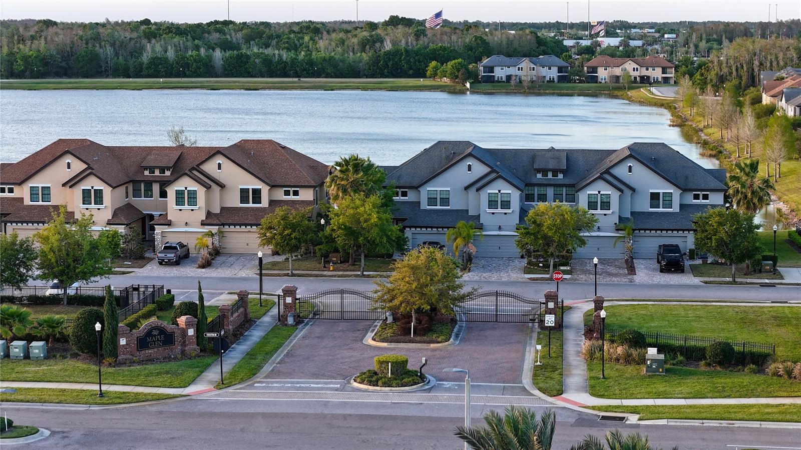 MAPLE GLEN/7 OAKS - Residential