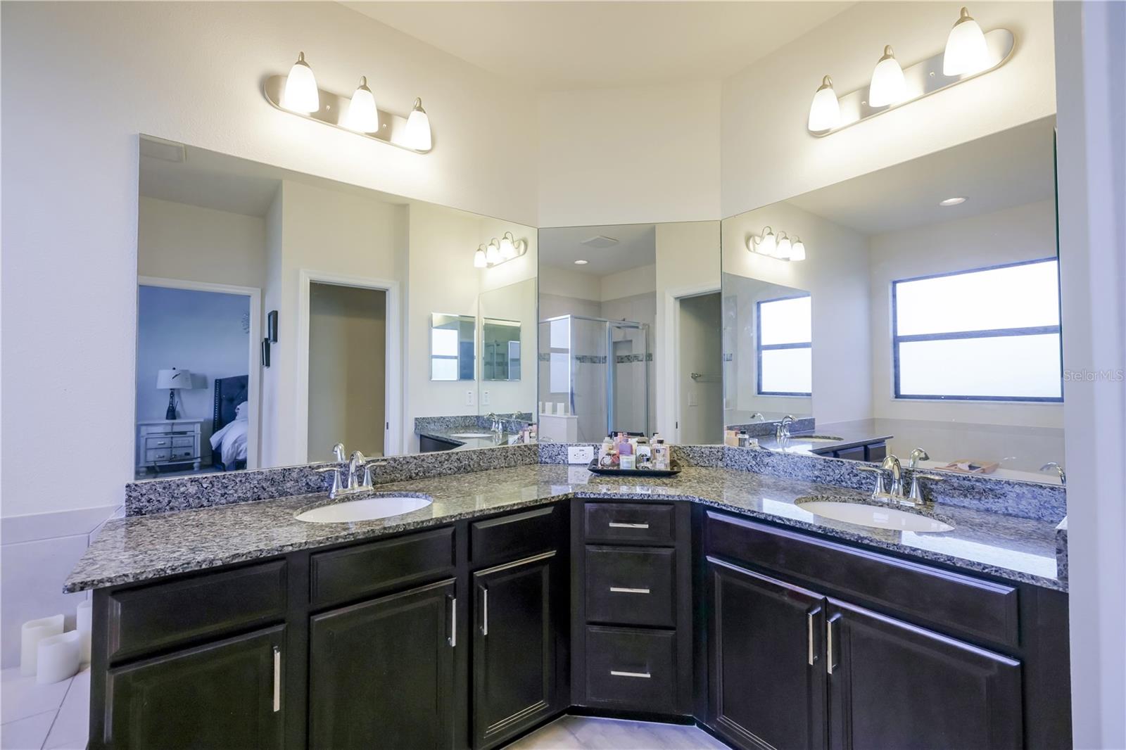 MAPLE GLEN/7 OAKS - Residential