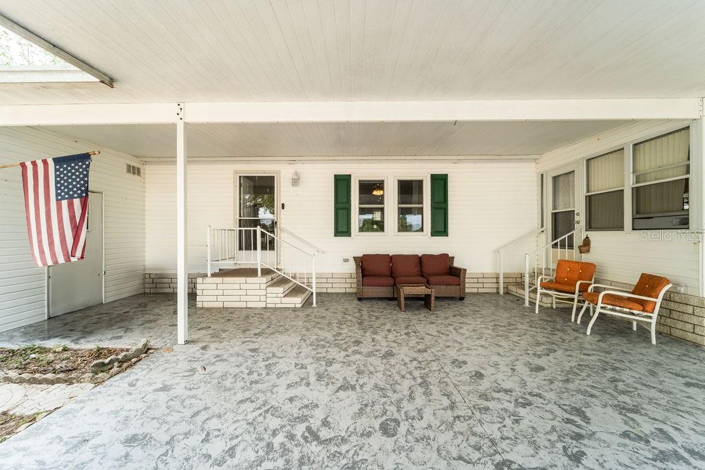 44 FLORENCE BOULEVARD