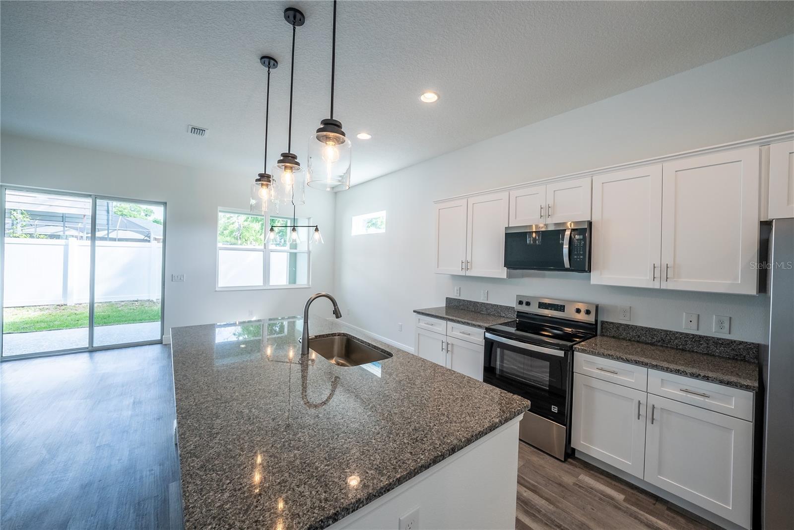 MAGNOLIA VILLAS EAST - Residential