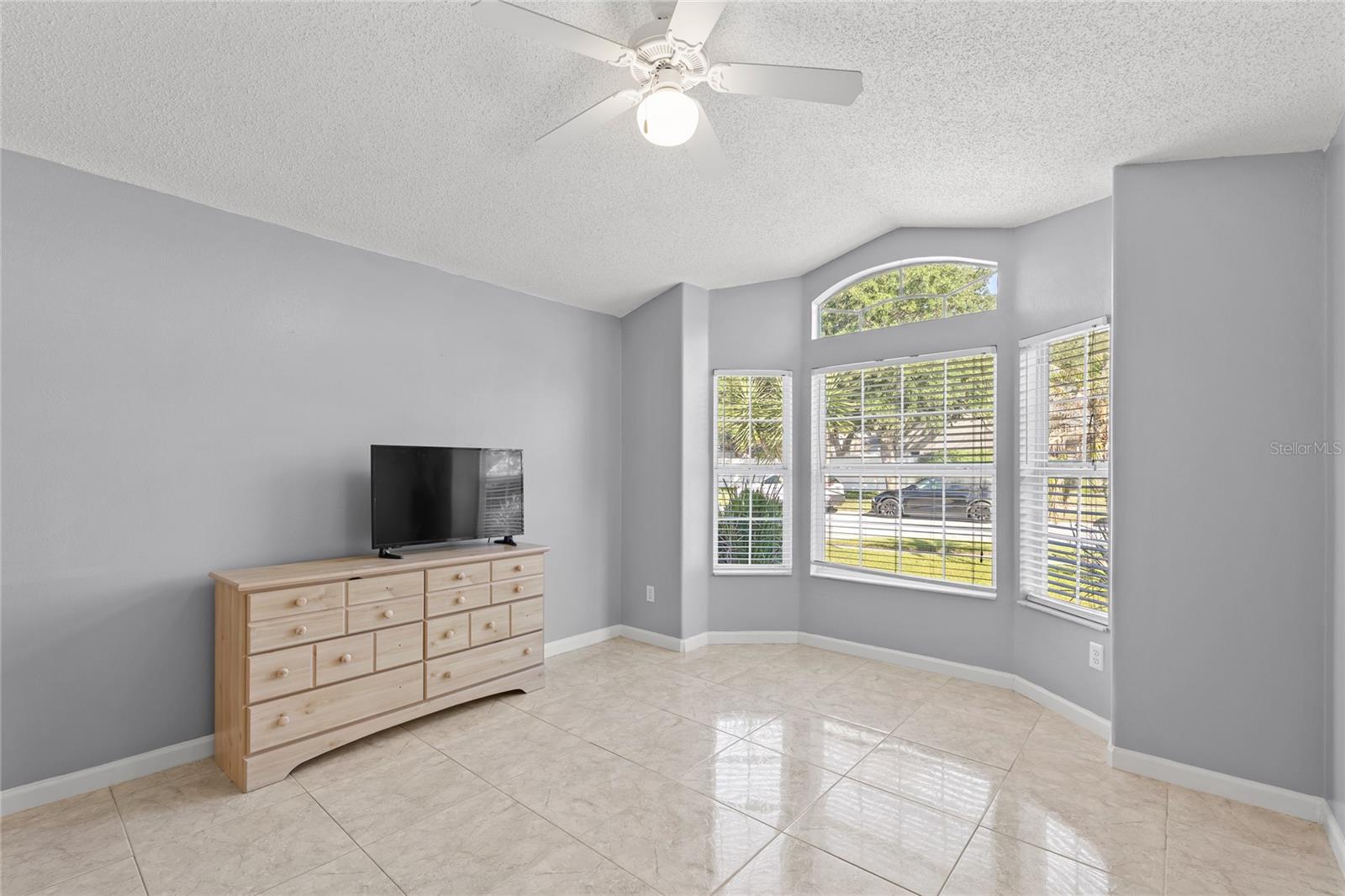 WESTON HILLS SUB - Residential