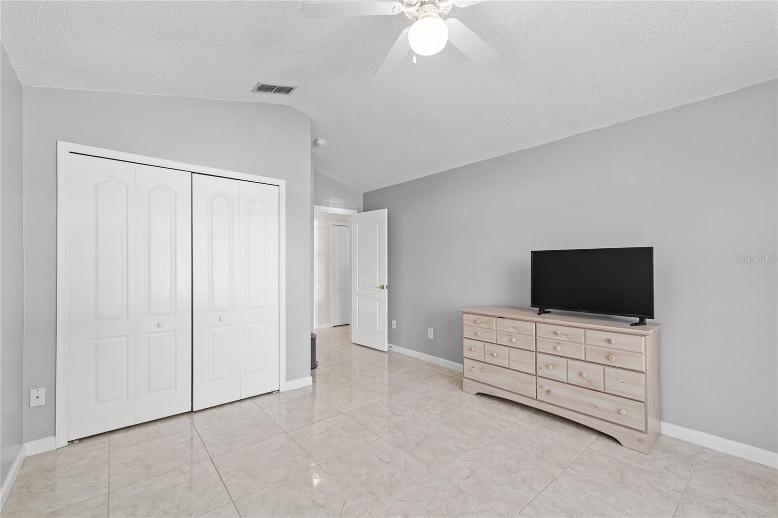 WESTON HILLS SUB - Residential
