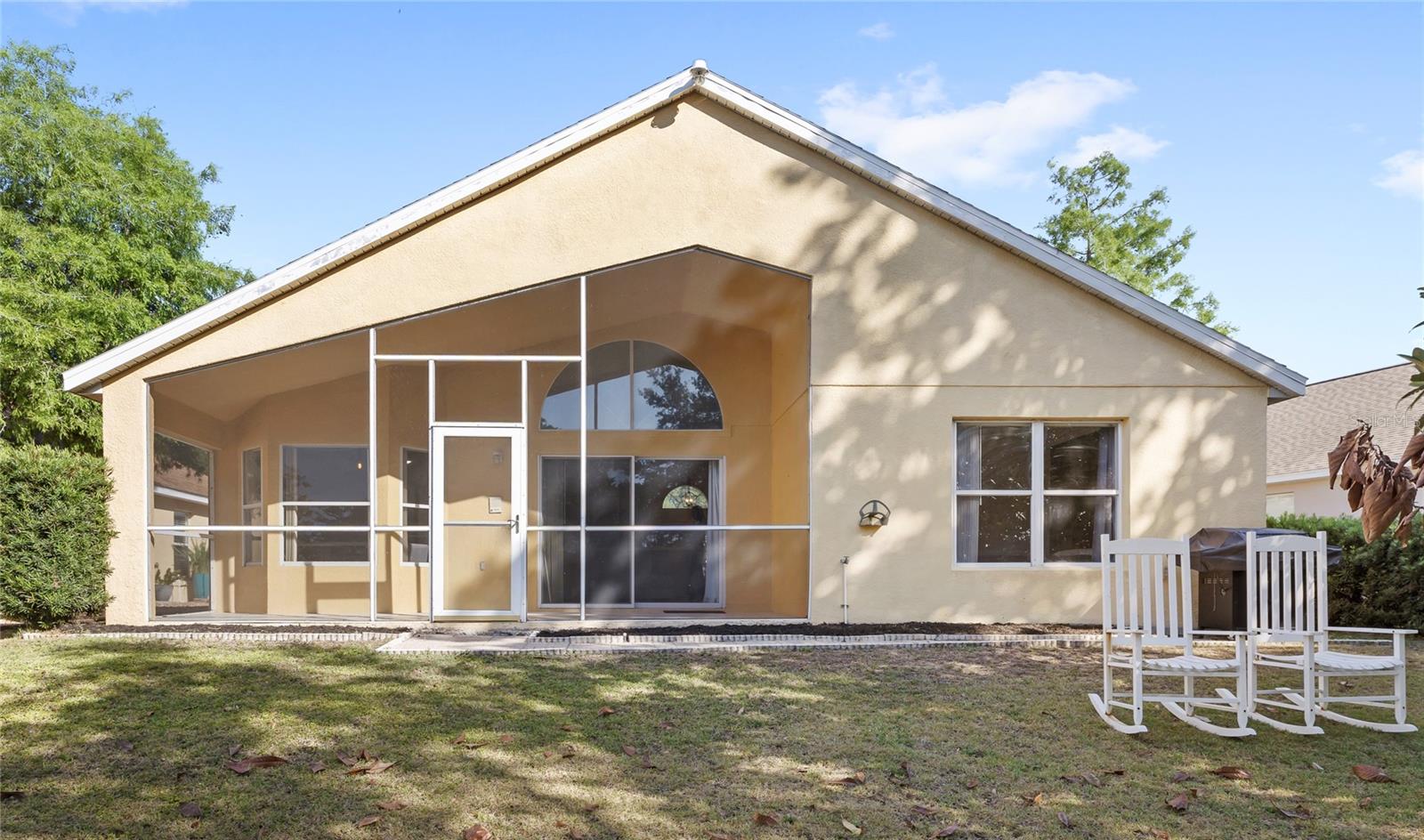 WESTON HILLS SUB - Residential