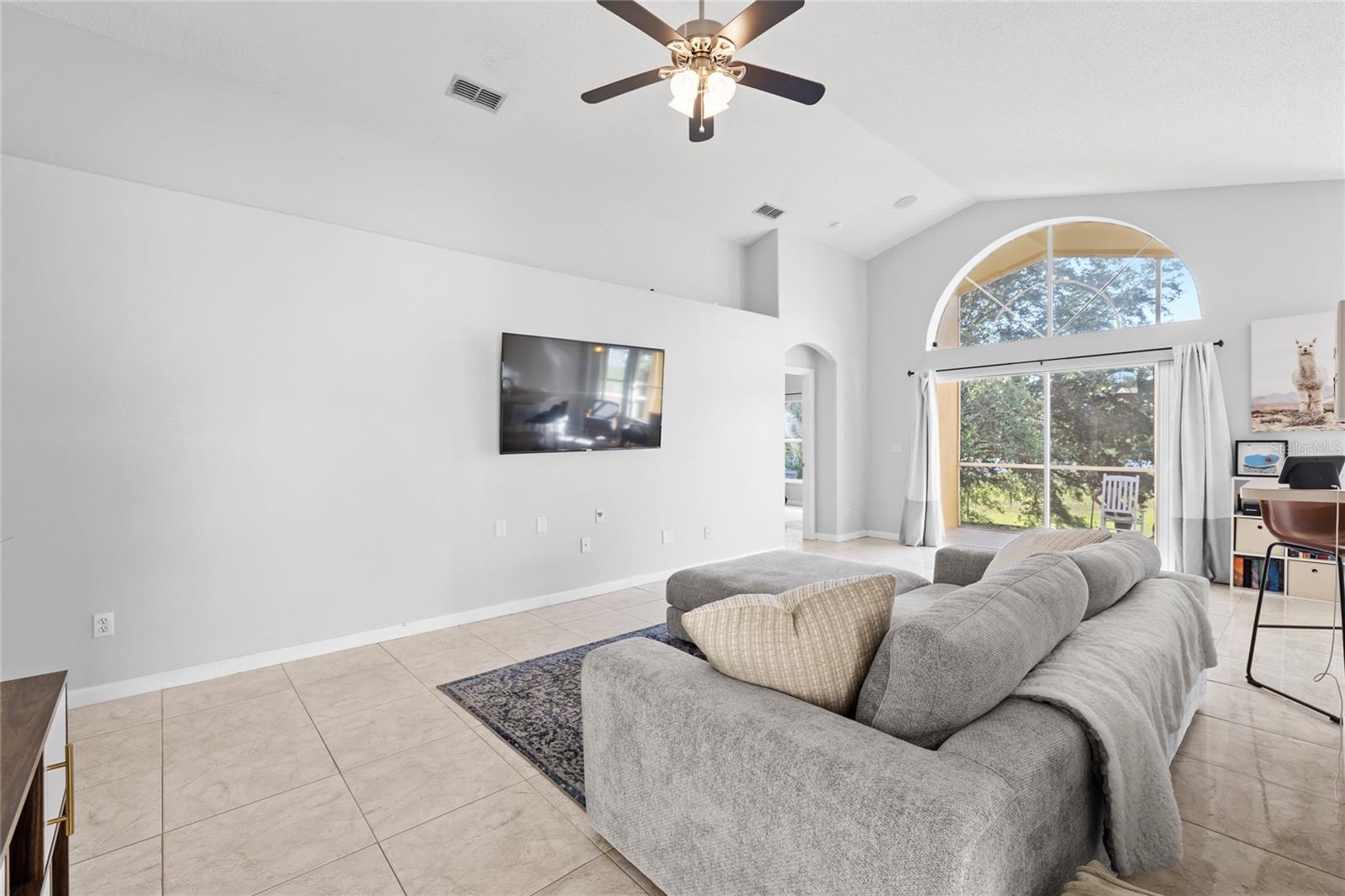 WESTON HILLS SUB - Residential