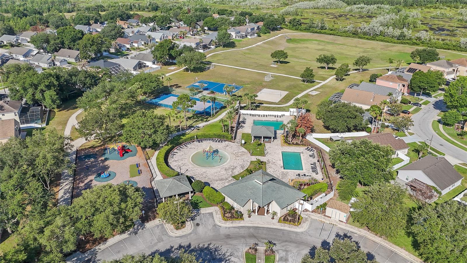 WESTON HILLS SUB - Residential