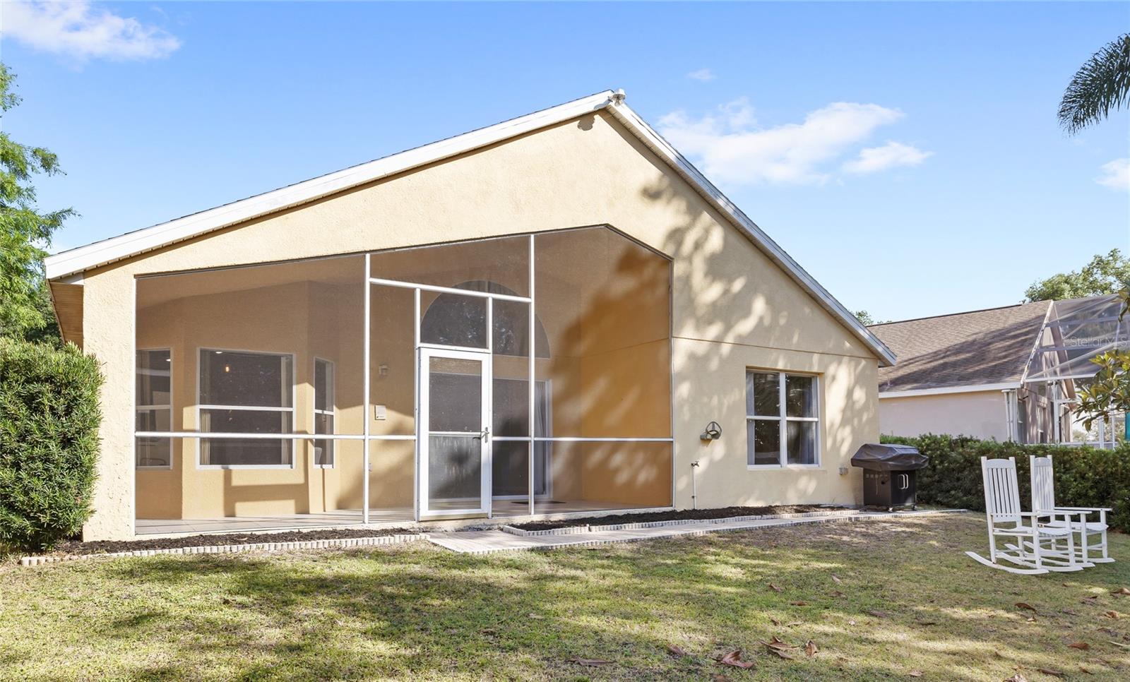 WESTON HILLS SUB - Residential