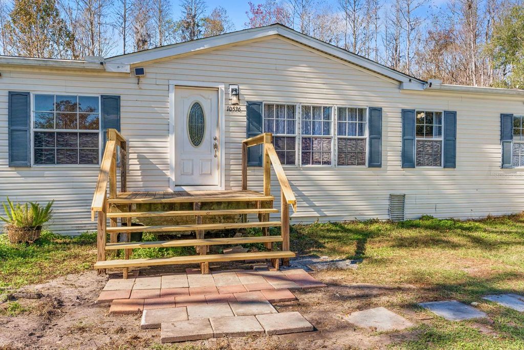 Photo of 10536 Smokie Creek Lane, Lakeland, FL 33809 (MLS # TB8467420)