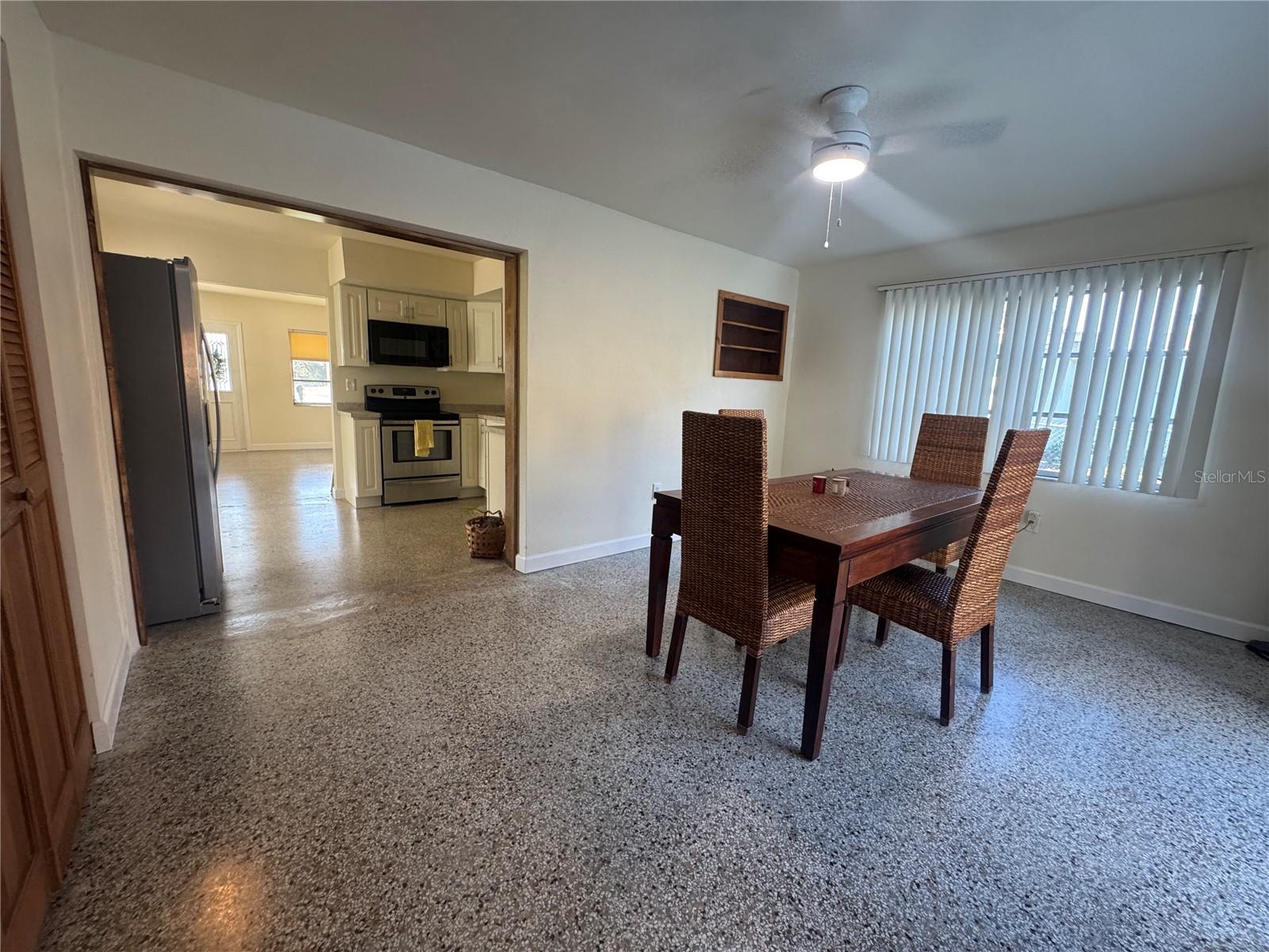 GULF COAST ESTATES - Residential