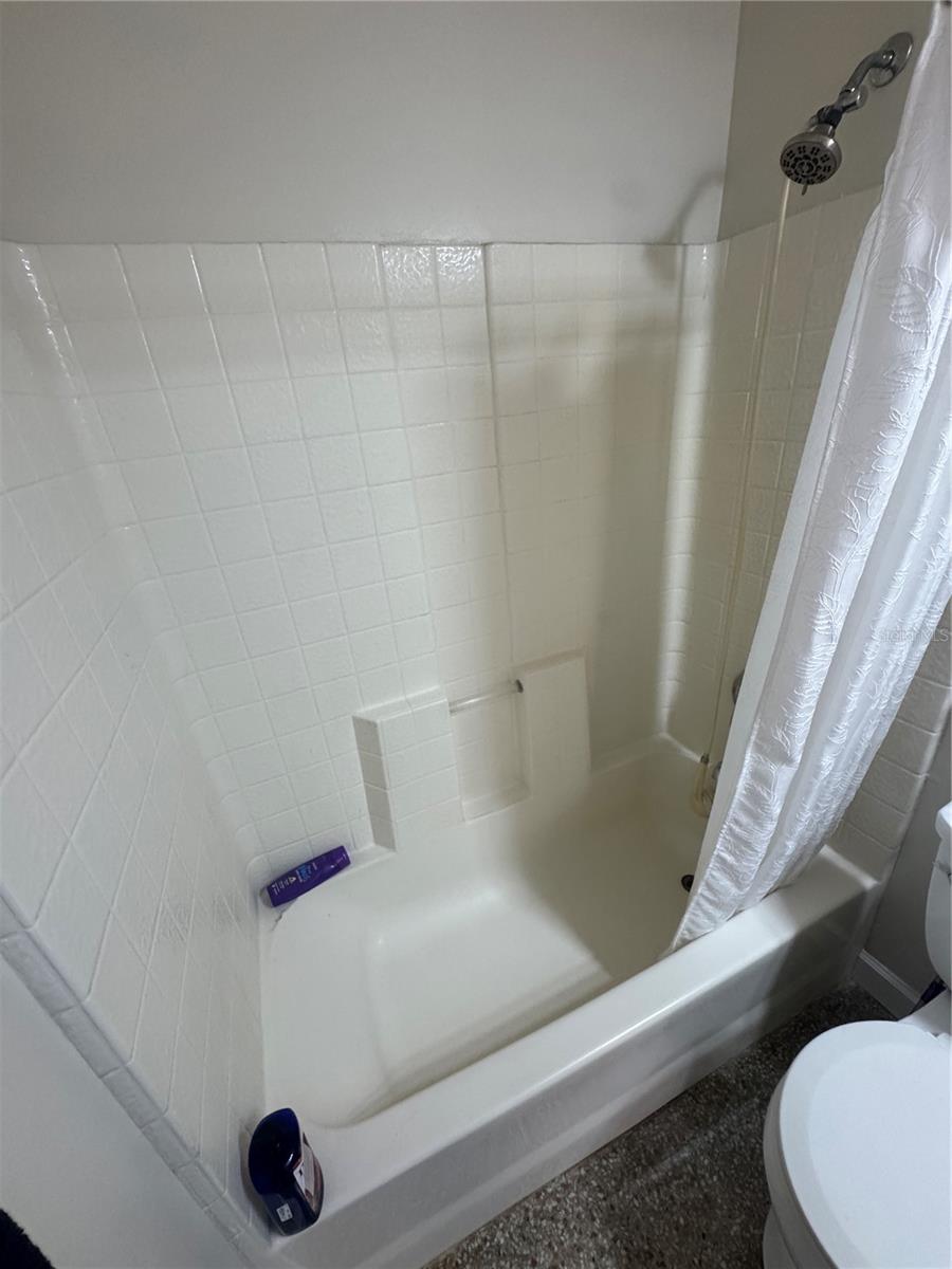 GULF COAST ESTATES - Residential