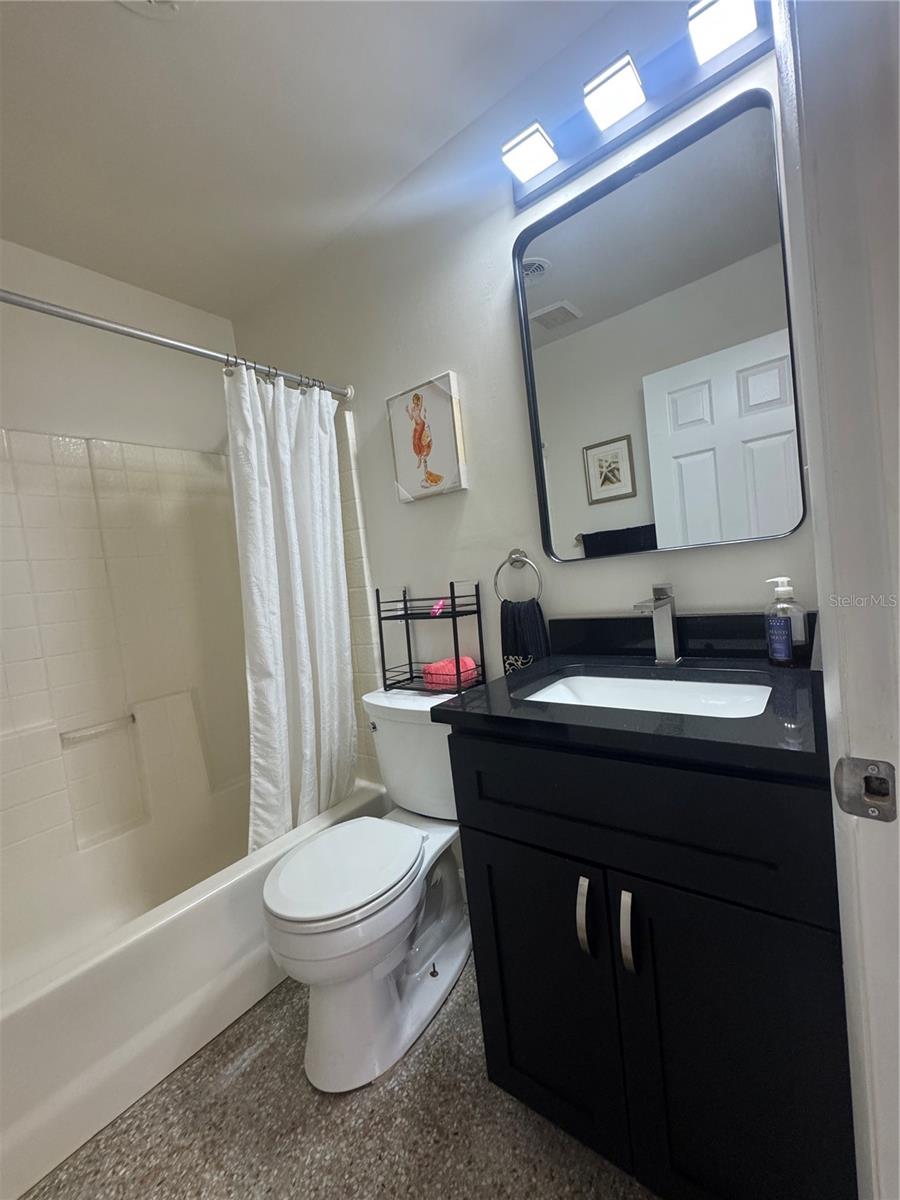 GULF COAST ESTATES - Residential