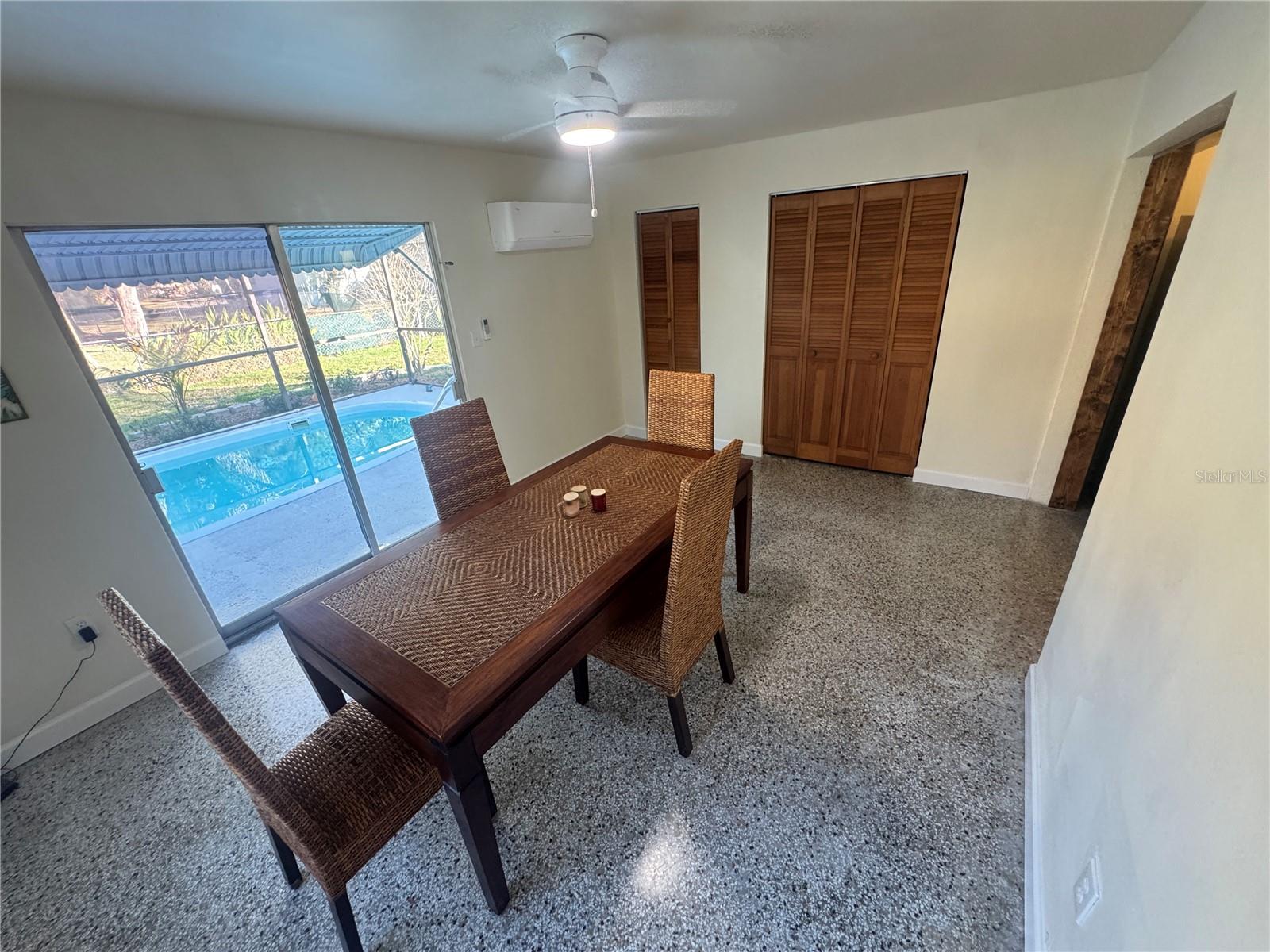 GULF COAST ESTATES - Residential