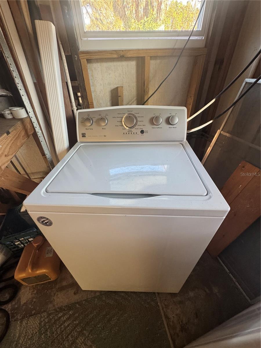 GULF COAST ESTATES - Residential