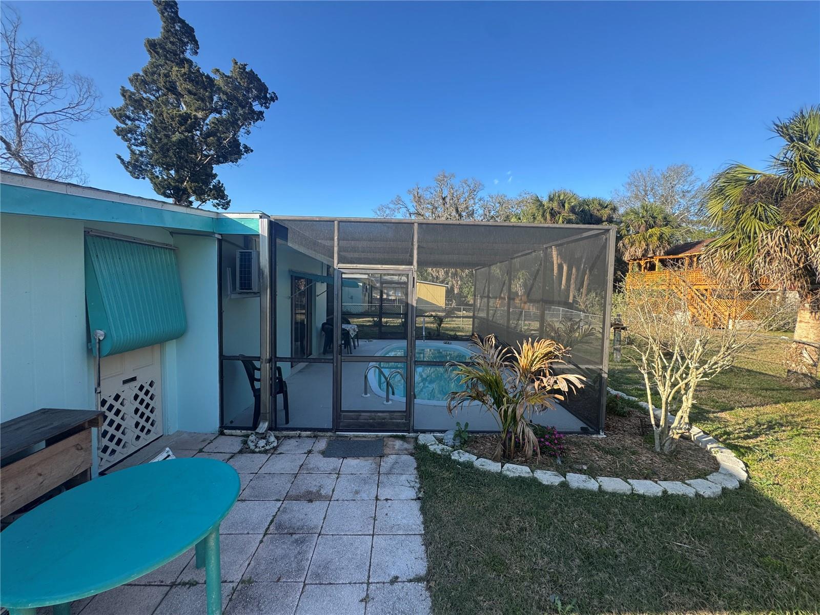 GULF COAST ESTATES - Residential