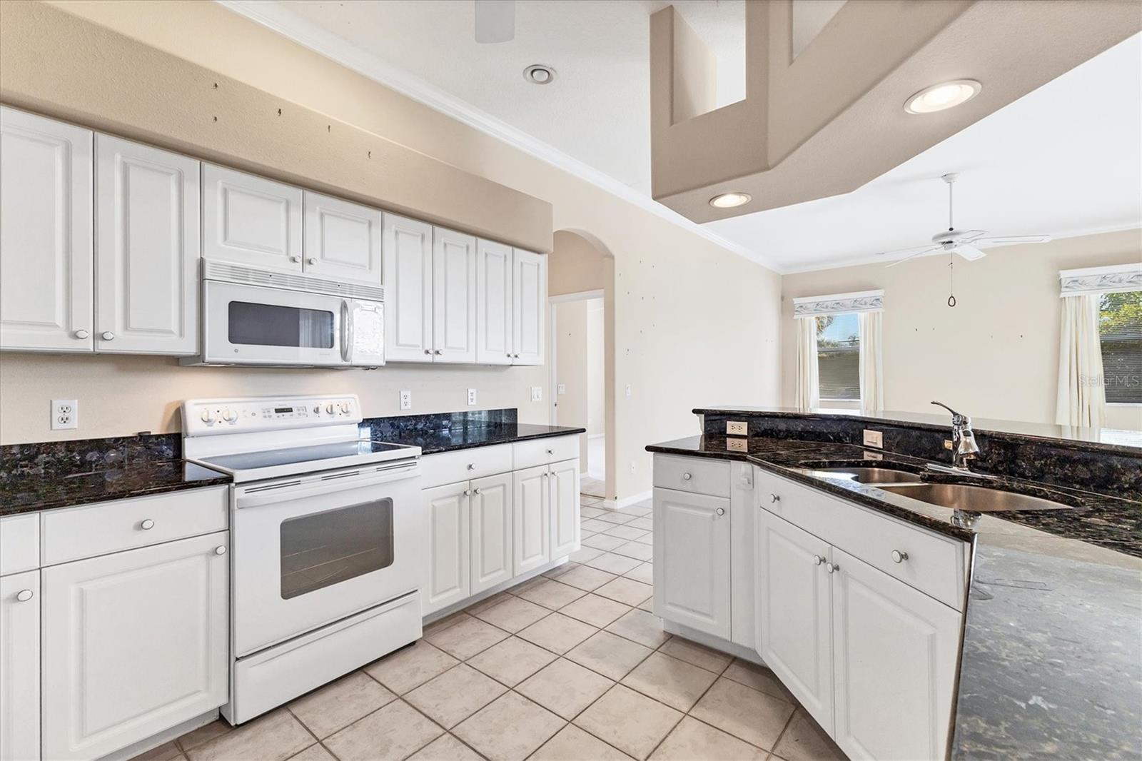 STONEBRIDGE - Residential