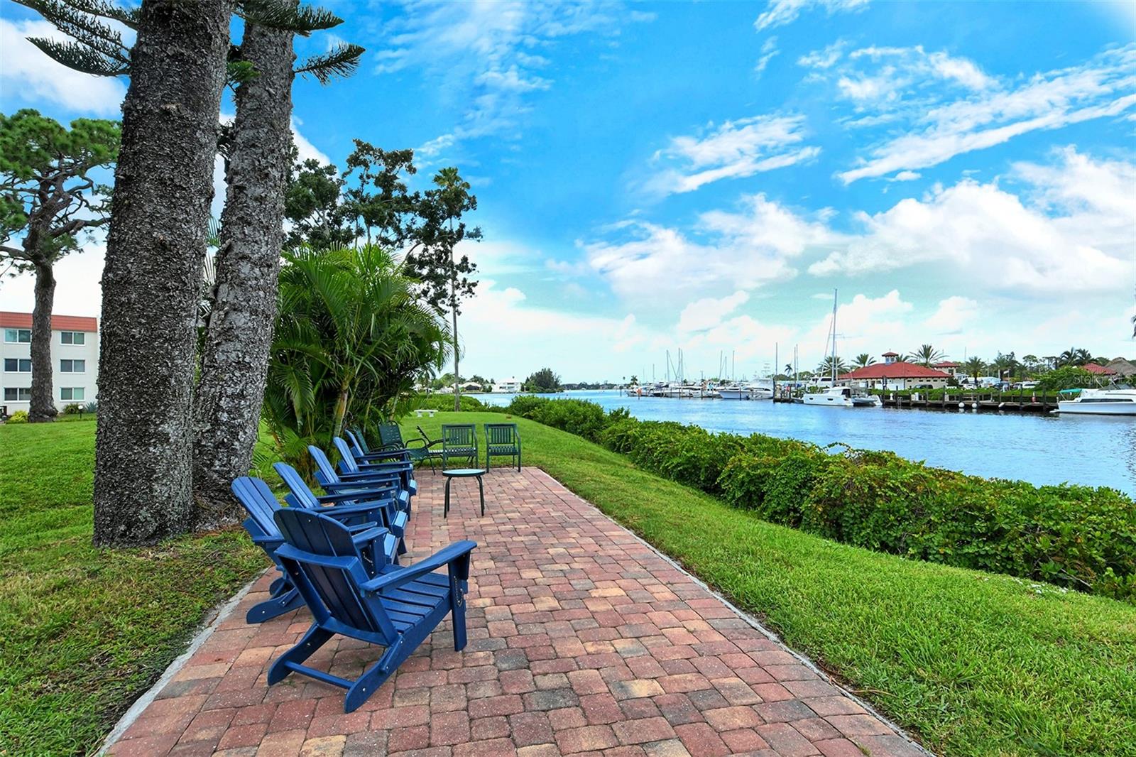BELLA COSTA II - Residential Lease