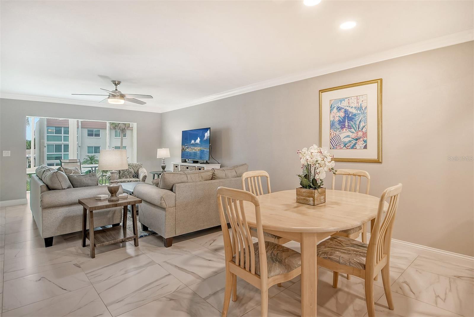 BELLA COSTA II - Residential Lease