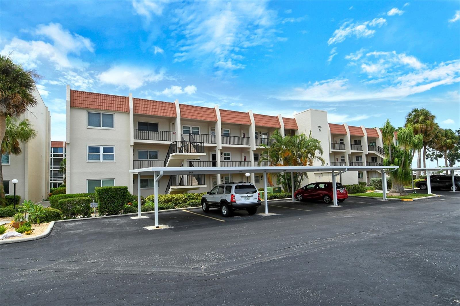 BELLA COSTA II - Residential Lease