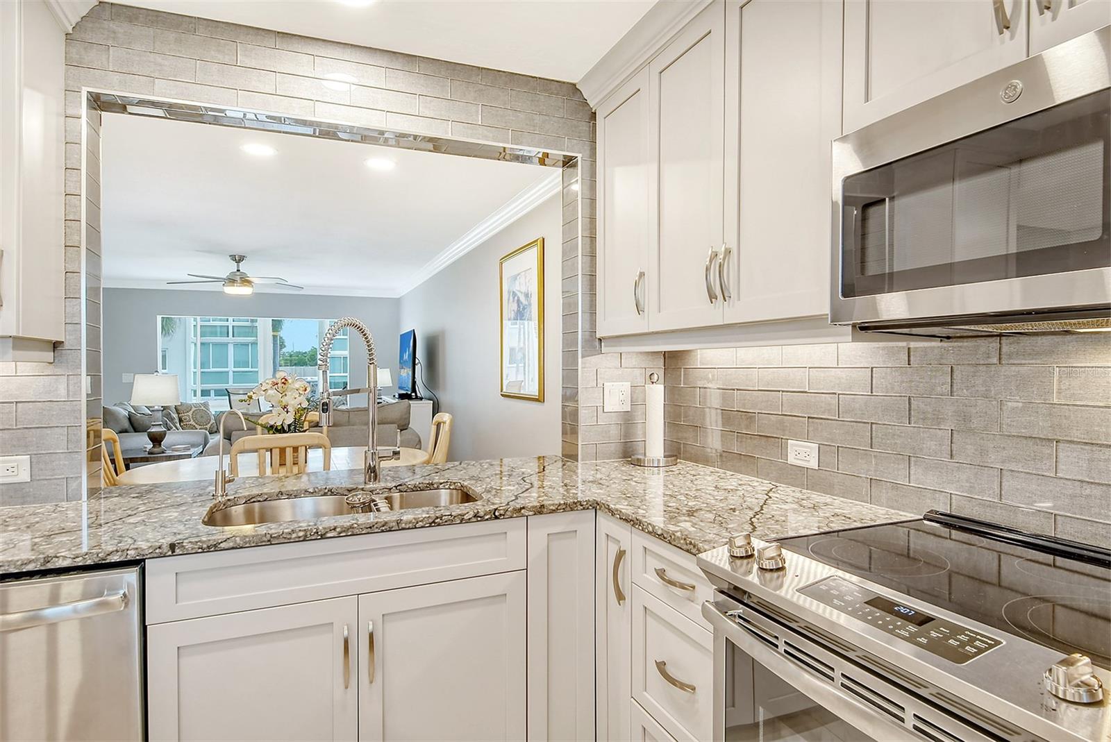 BELLA COSTA II - Residential Lease