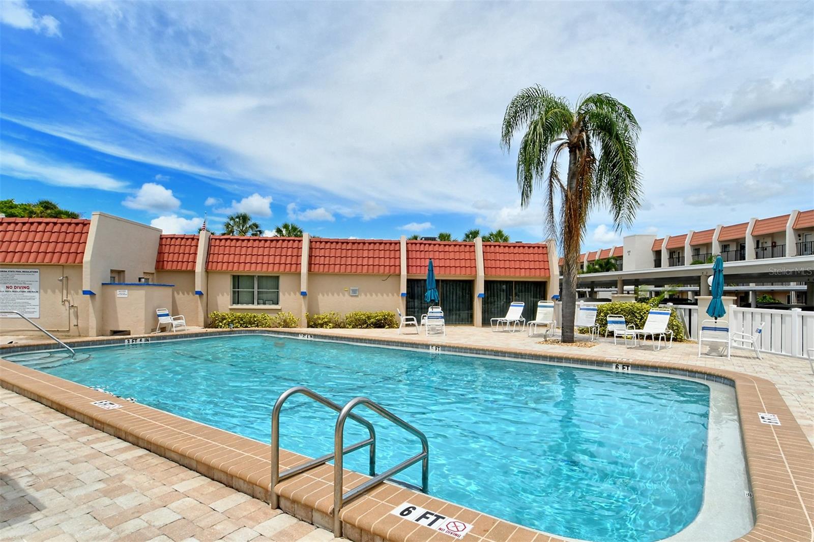 BELLA COSTA II - Residential Lease