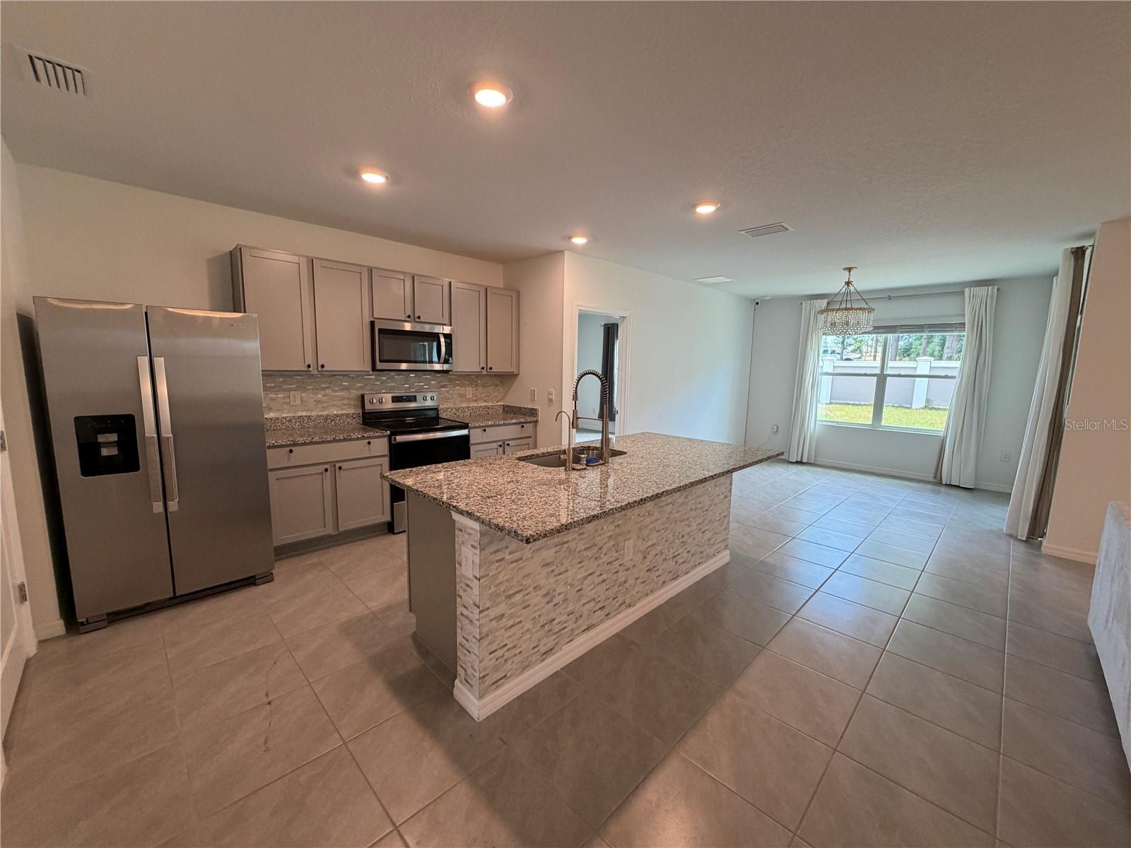 MIRADA PH 1 PRCL 3 - Residential Lease
