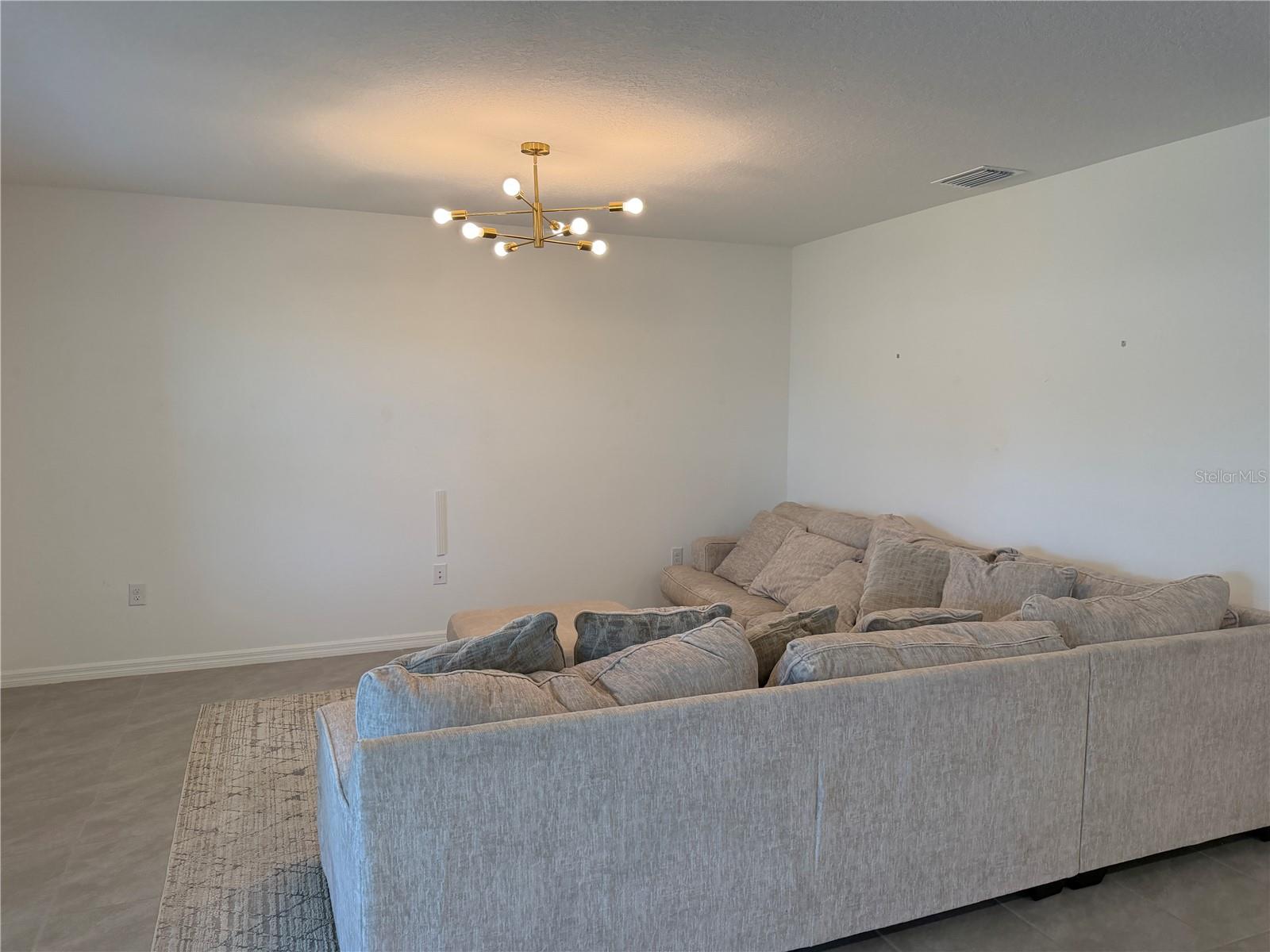 MIRADA PH 1 PRCL 3 - Residential Lease