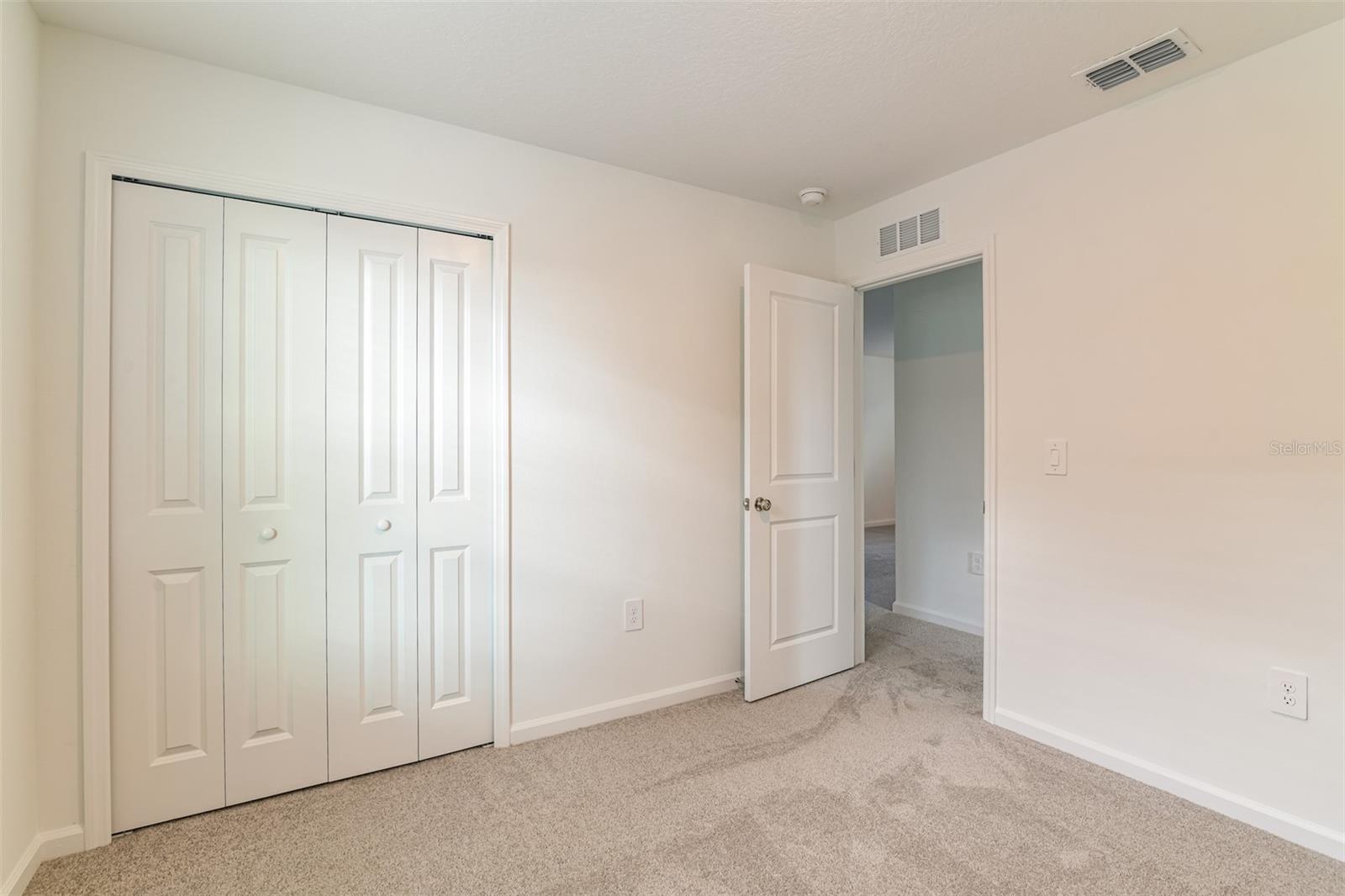 CROSSWINDS EAST PH 1 - Residential Lease