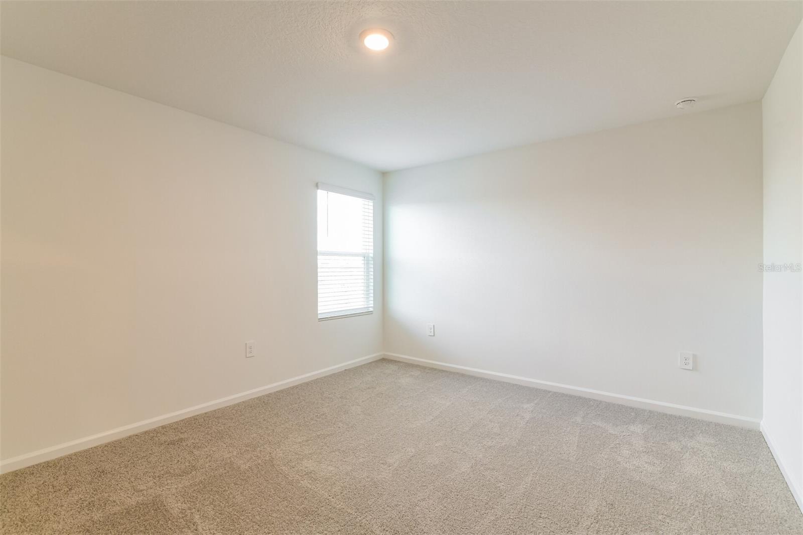 CROSSWINDS EAST PH 1 - Residential Lease