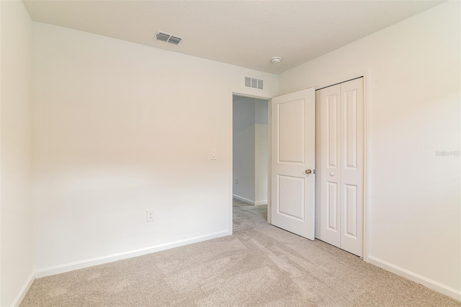 CROSSWINDS EAST PH 1 - Residential Lease