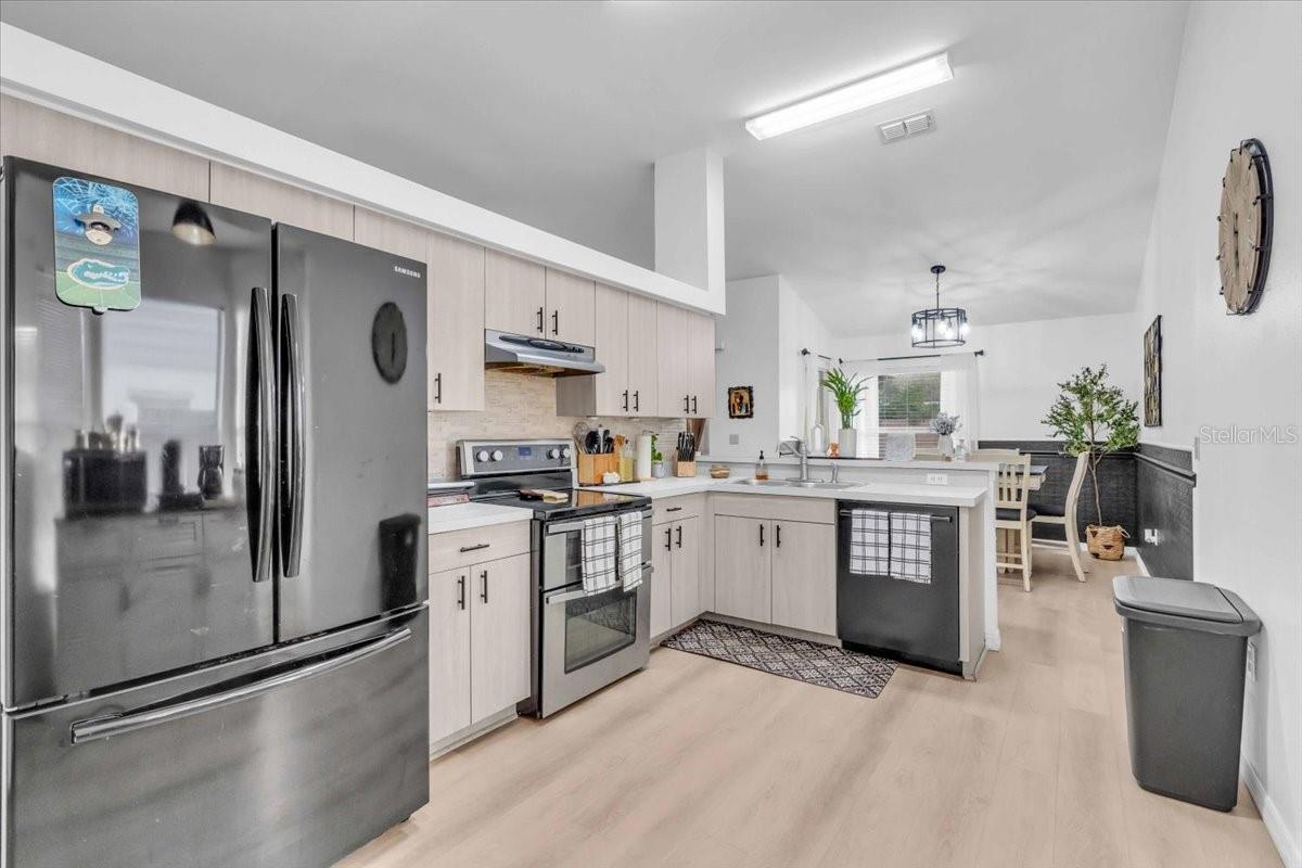 BRADEN RIVER LAKES - Residential