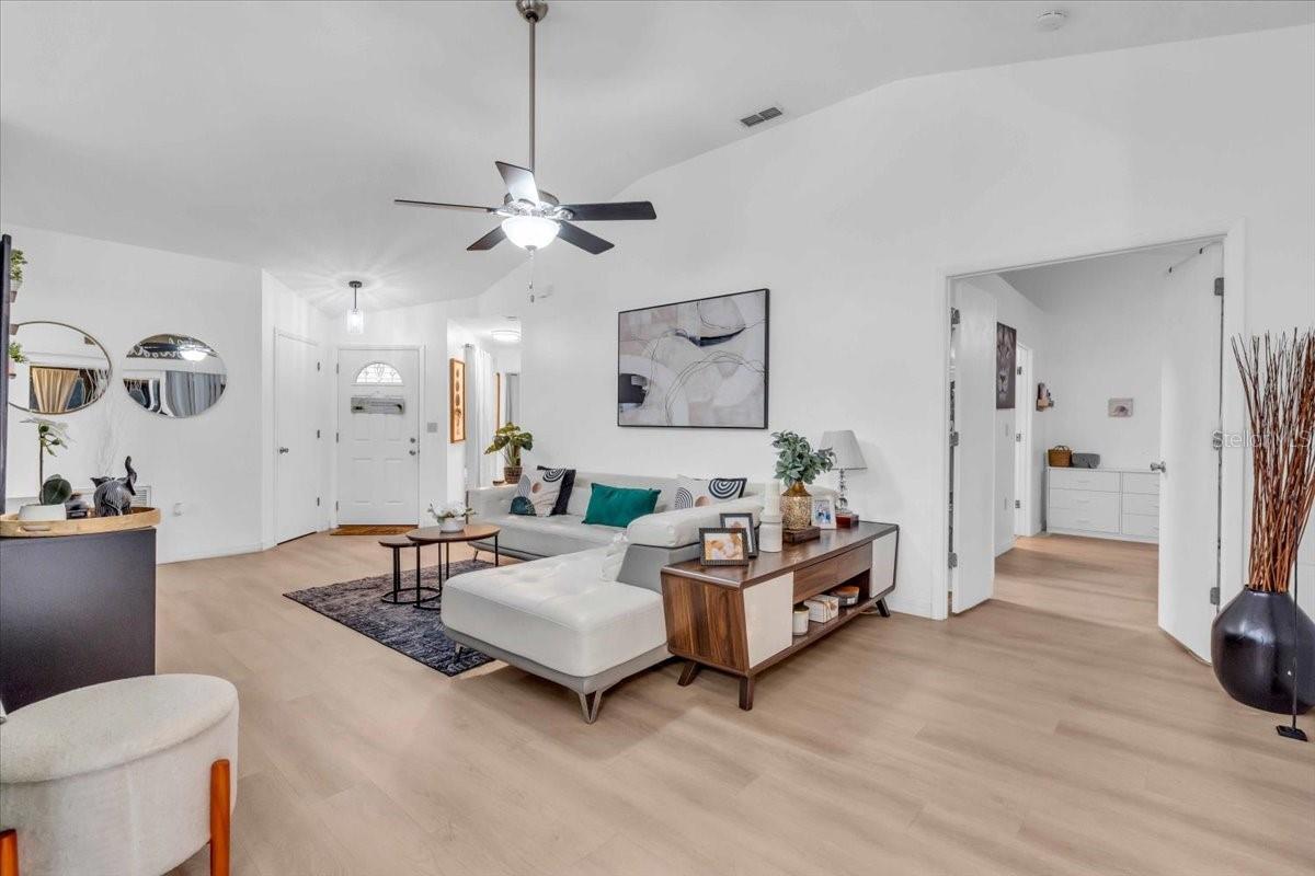 BRADEN RIVER LAKES - Residential