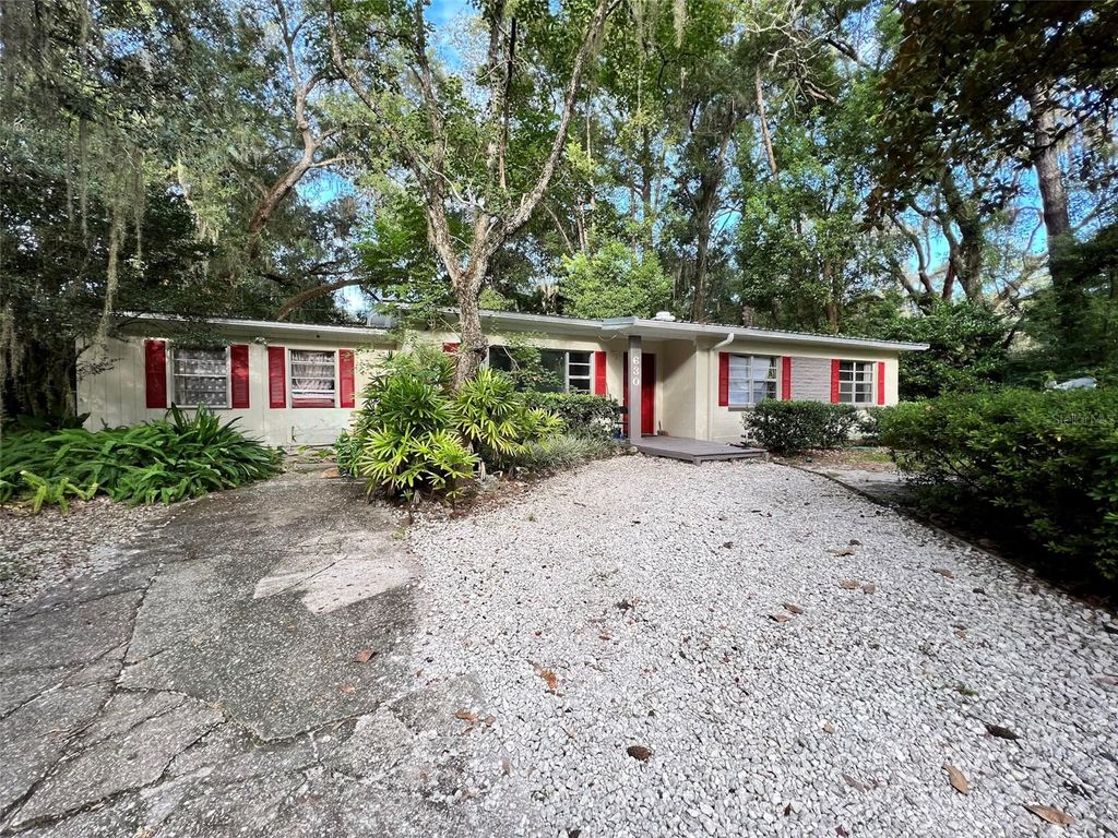Photo of 630 NW 36th Street, Gainesville, FL 32607 (MLS # GC537828)