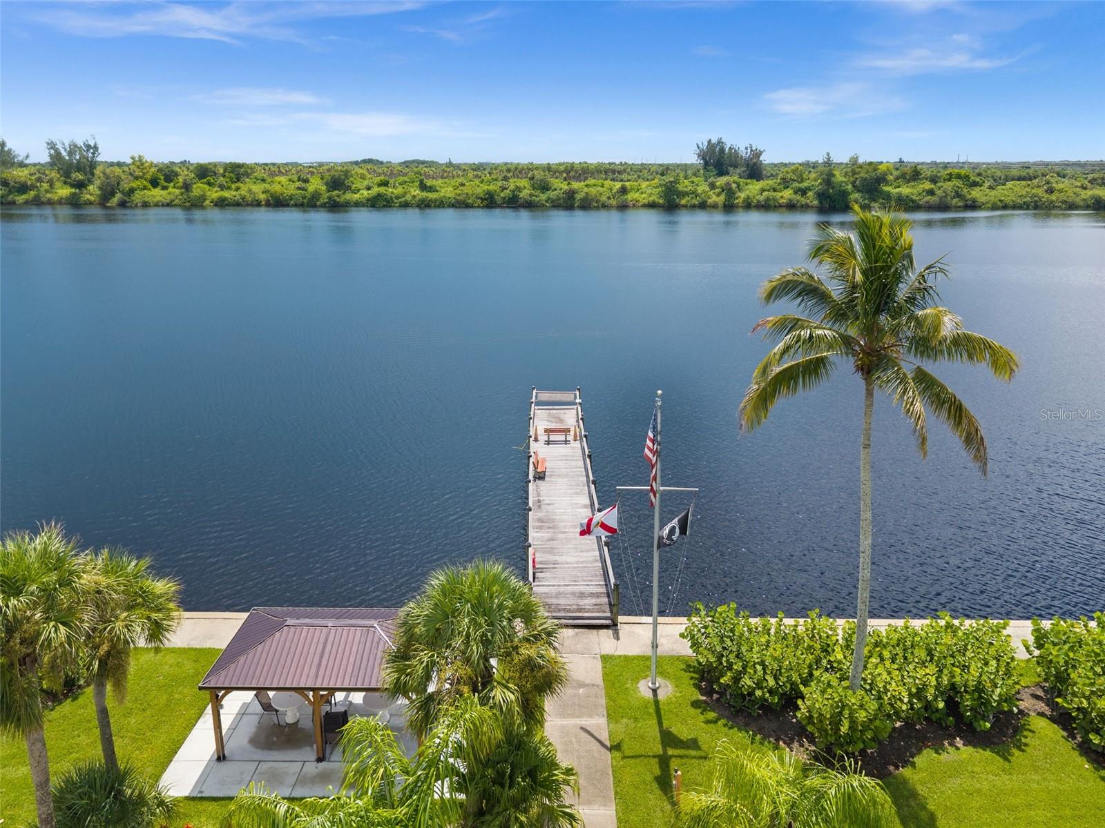 BAYPOINTE YACHT & RACQUET CLUB - Residential