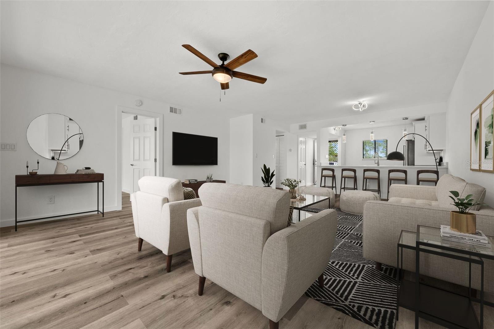 BAYPOINTE YACHT & RACQUET CLUB - Residential