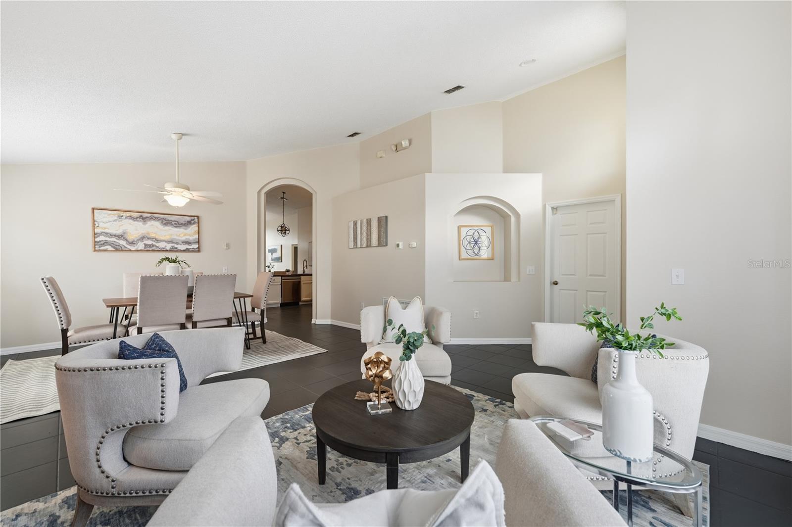 SOUTHERN DUNES/KOKOMO BAY PH 02 - Residential