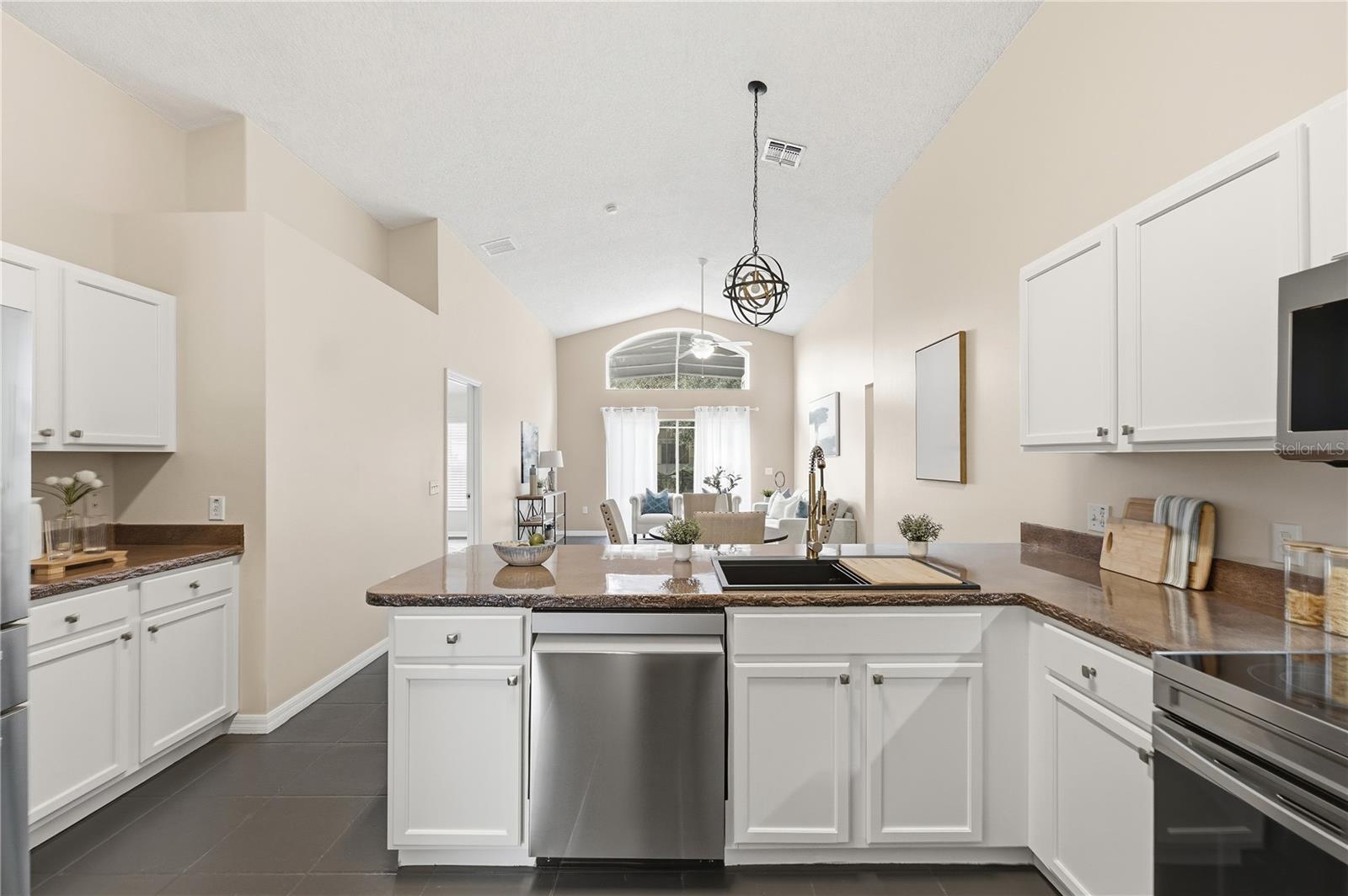 SOUTHERN DUNES/KOKOMO BAY PH 02 - Residential