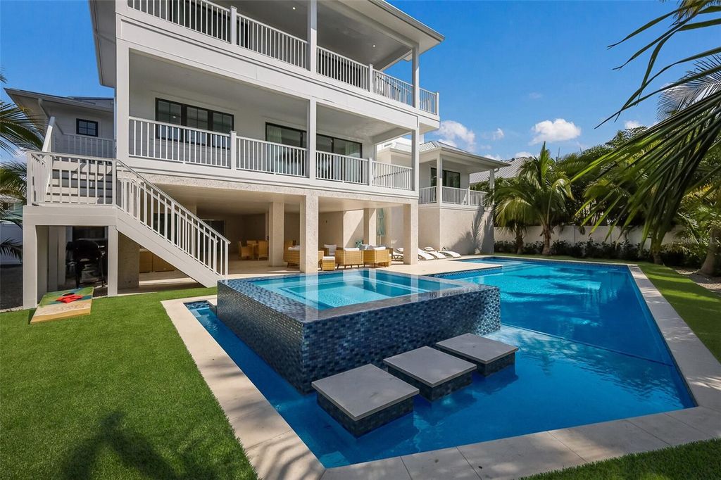 Photo of 227 S Harbor Drive, Holmes Beach, FL 34217 (MLS # A4684262)