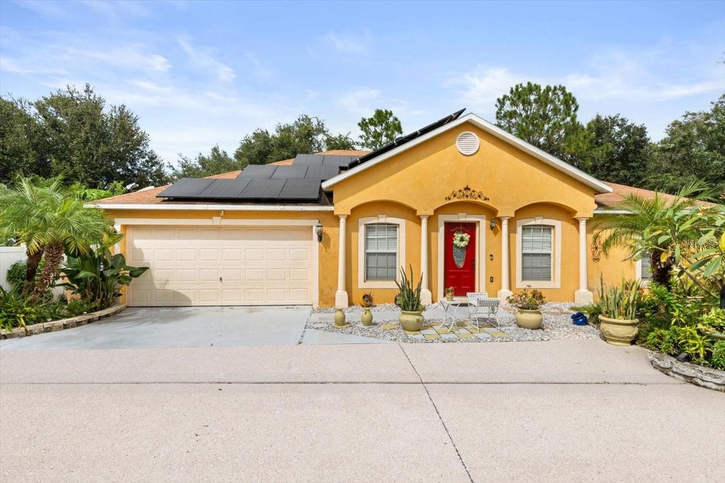 Photo of 1356 Dunbarton Court, Kissimmee, FL 34758 (MLS # S5135662)