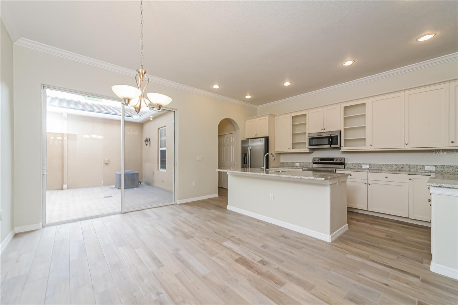 7545 RIPPLEPOINTE WAY