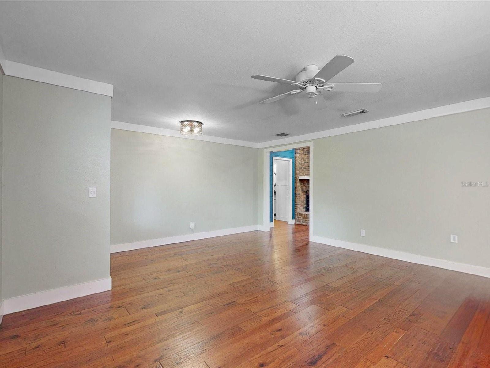 CYPRESS LANDING AT SABAL POINT - Residential