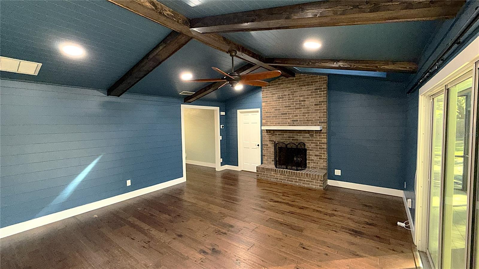 CYPRESS LANDING AT SABAL POINT - Residential