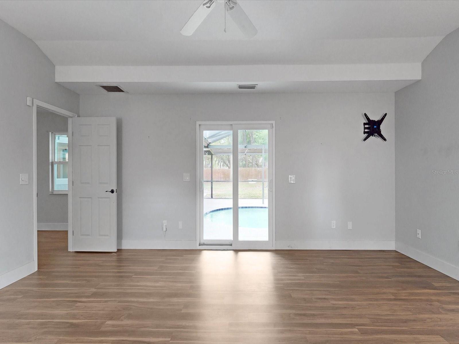 CYPRESS LANDING AT SABAL POINT - Residential