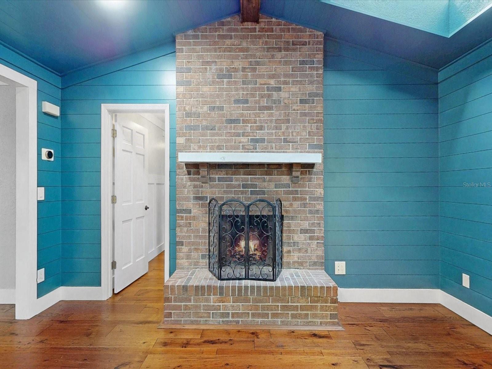 CYPRESS LANDING AT SABAL POINT - Residential