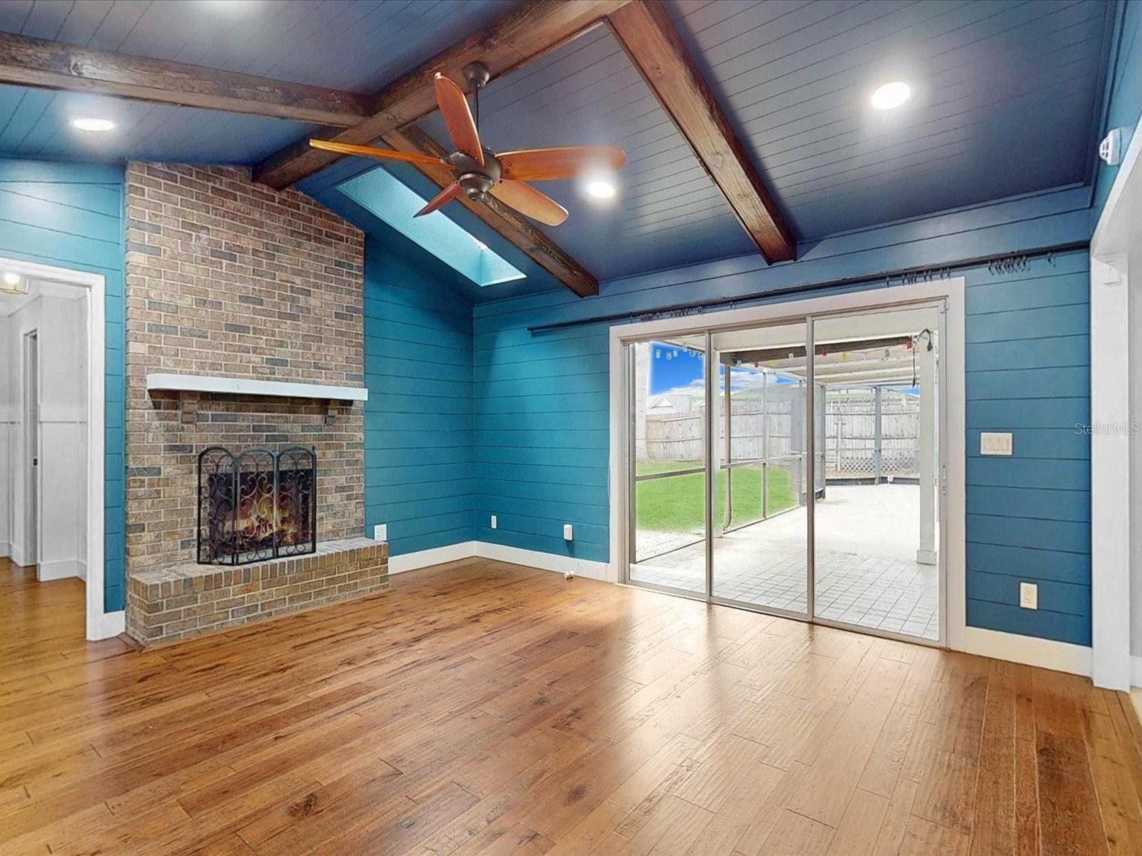 CYPRESS LANDING AT SABAL POINT - Residential