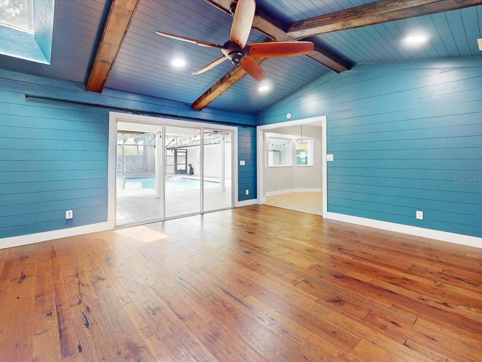 CYPRESS LANDING AT SABAL POINT - Residential